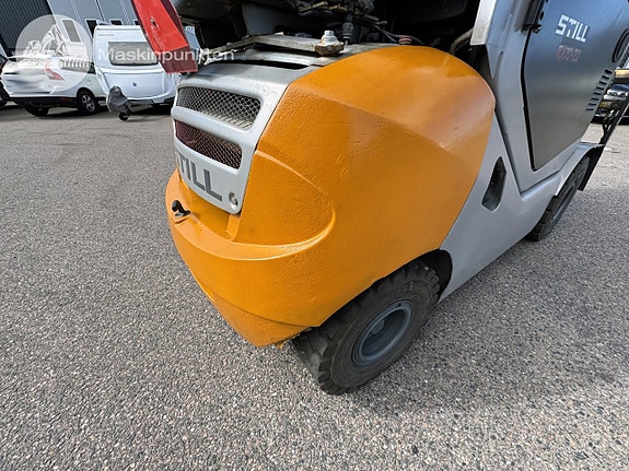 Truck Still RX70-25 hybrid 14 of 27