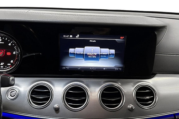 Mercedes-Benz E220 11 of 19