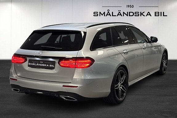 Mercedes-Benz E220 6 of 19