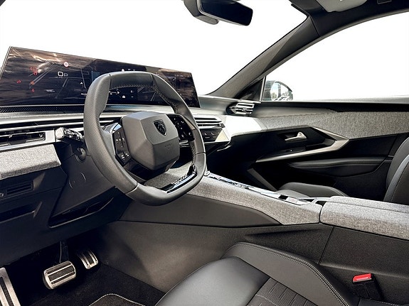 Peugeot 3008 4 of 5