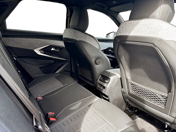 Peugeot 3008 15 of 18