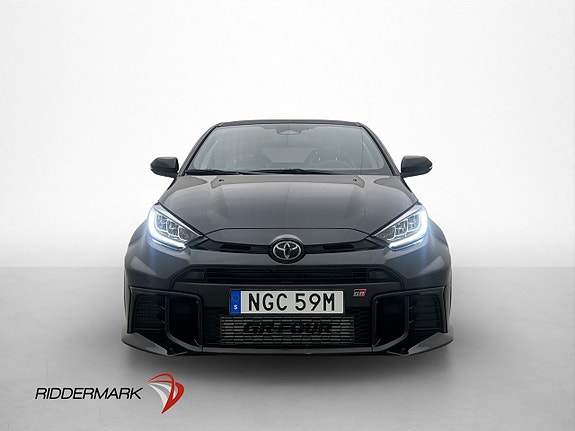 Toyota Yaris 2 of 5