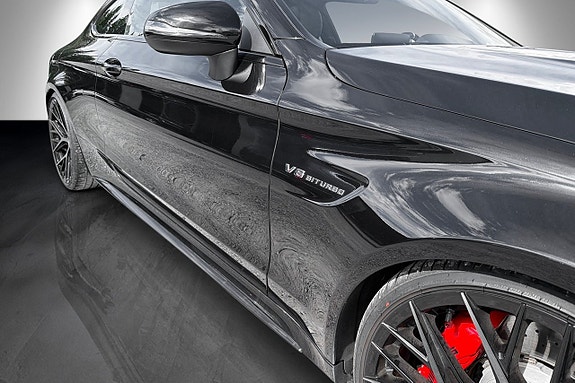 Mercedes-Benz AMG GT Black Series 8 of 17