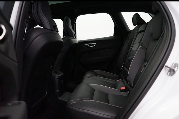 Volvo XC60 9 of 11