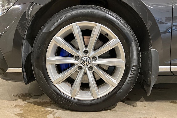Volkswagen Passat 4 of 5