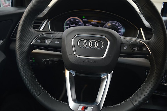 Audi Q5 18 of 22