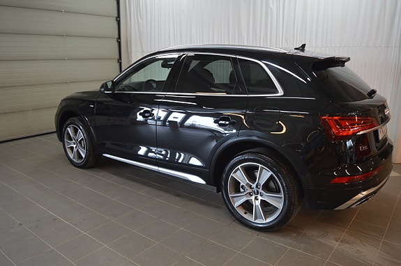 Audi Q5 6 of 22