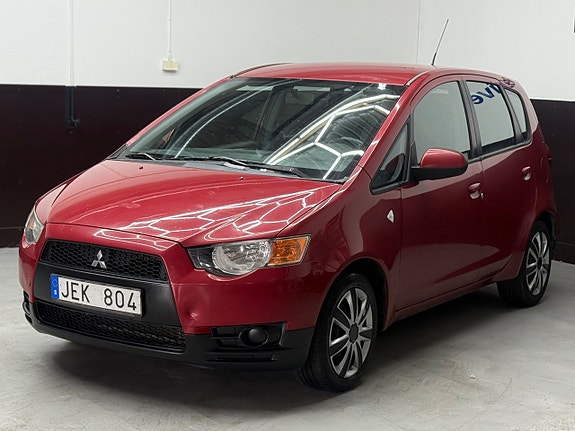 Mitsubishi Colt 3 of 13