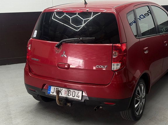Mitsubishi Colt 13 of 13