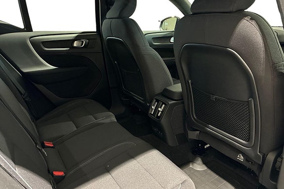 Volvo XC40 18 of 23