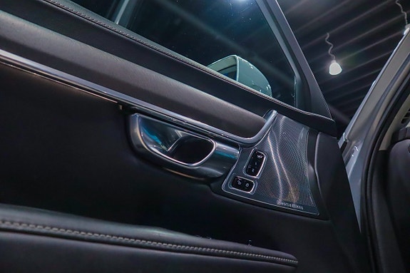 Volvo V90 Cross Country 17 of 18