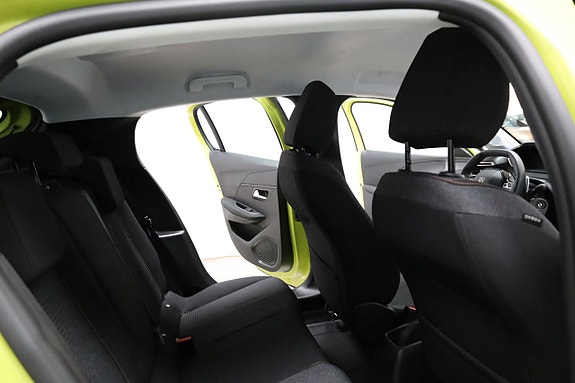 Peugeot 208 15 of 22