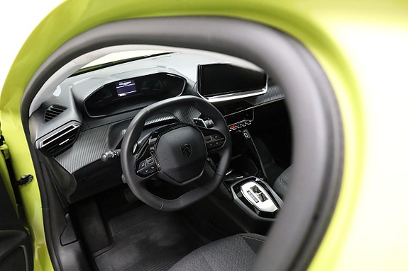 Peugeot 208 5 of 5