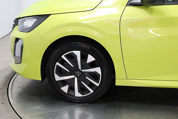 Peugeot 208 21 of 22