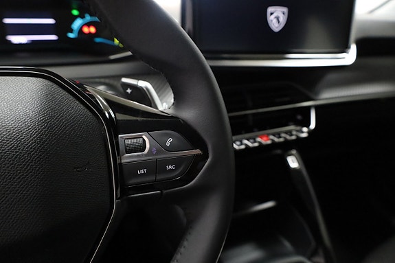 Peugeot 208 18 of 22