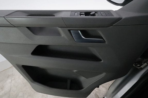 Volkswagen Transporter 27 of 29