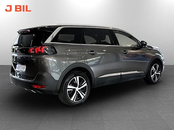 Peugeot 5008 3 of 5