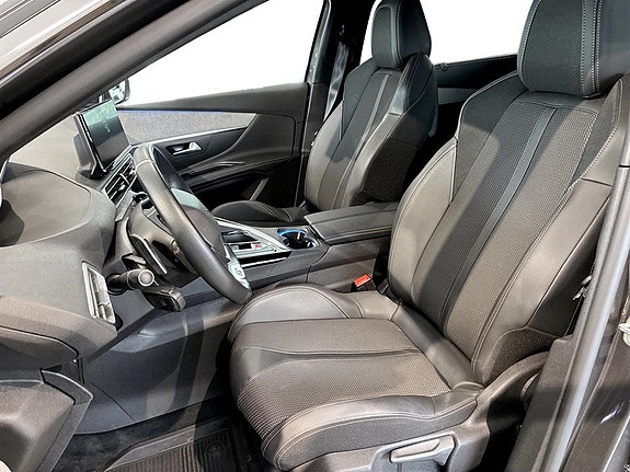 Peugeot 5008 4 of 5