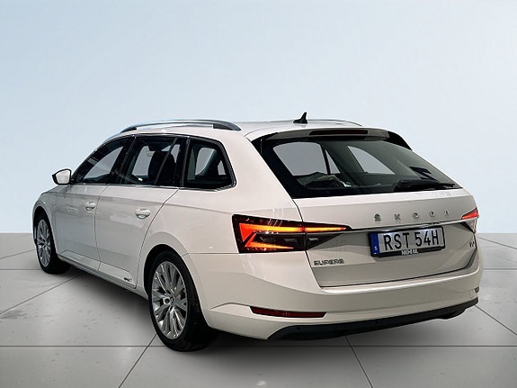 Skoda Superb 5 of 5