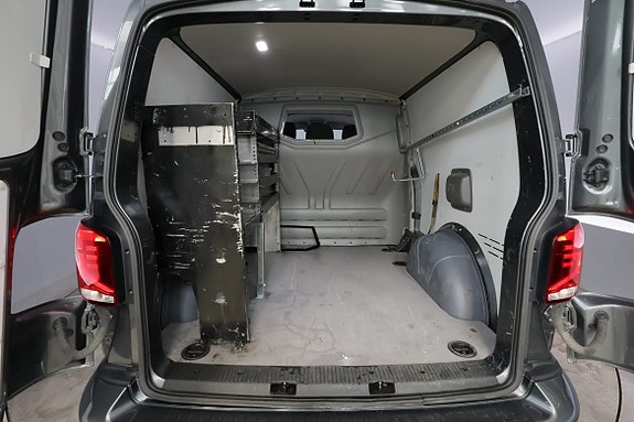 Volkswagen Transporter 7 of 28