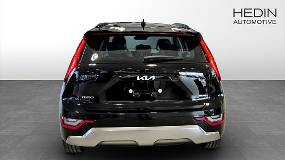Kia Niro 5 of 12