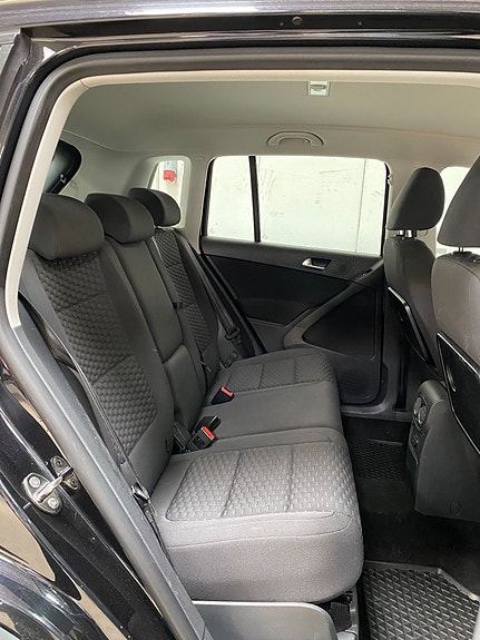 Volkswagen Tiguan 18 of 19
