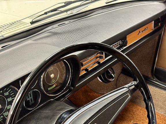 Audi 100 16 of 16