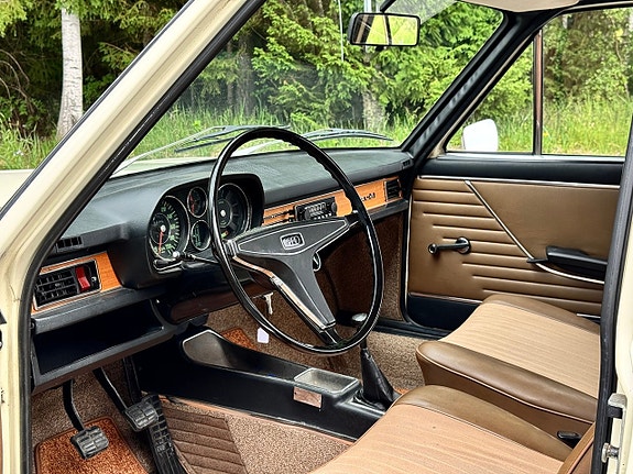 Audi 100 9 of 16