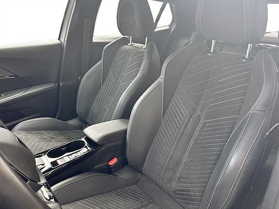 Peugeot 2008 5 of 5