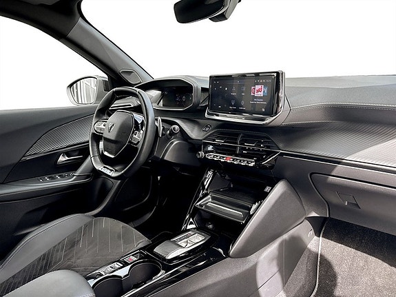 Peugeot 2008 13 of 17
