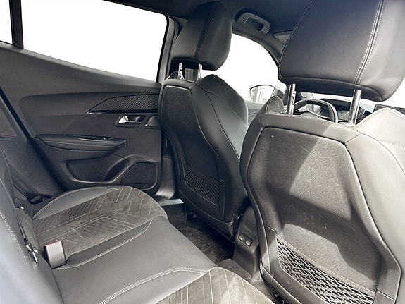 Peugeot 2008 14 of 17