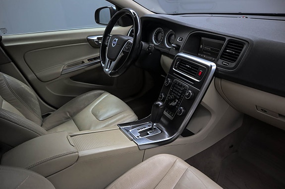 Volvo V60 10 of 26
