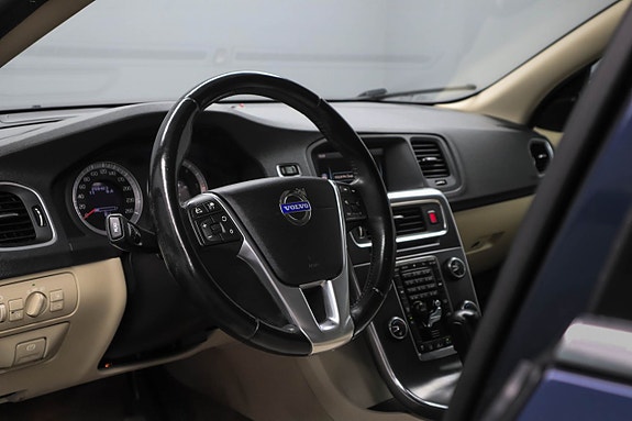 Volvo V60 12 of 26