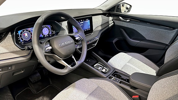 Skoda Octavia 7 of 12