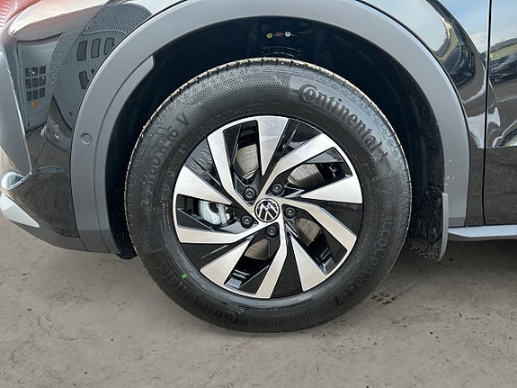 Volkswagen T-Roc 9 of 10
