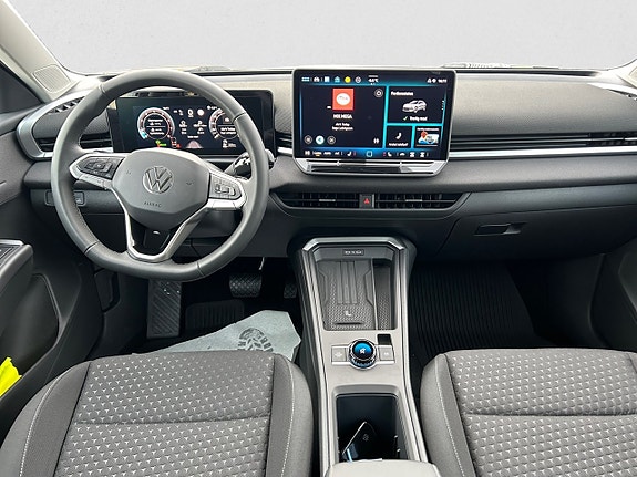 Volkswagen T-Roc 10 of 10