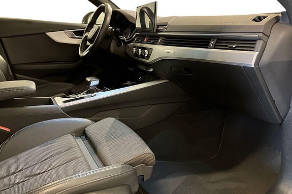 Audi A4 16 of 21