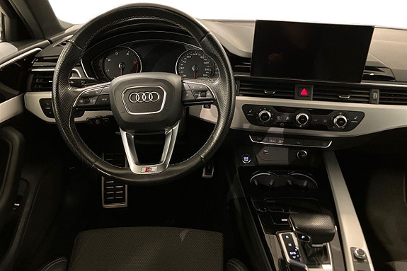 Audi A4 11 of 21