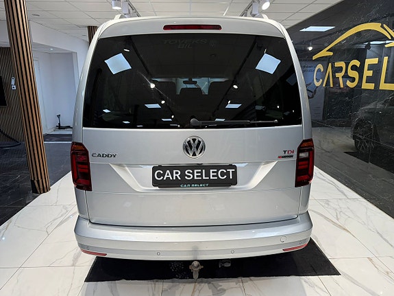Volkswagen Caddy Maxi 4 of 5