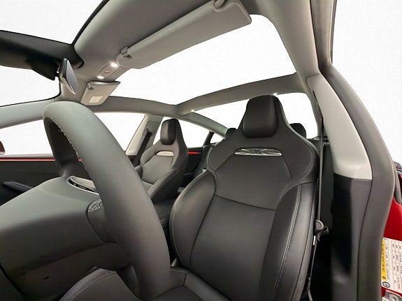 Tesla Model 3 11 of 30
