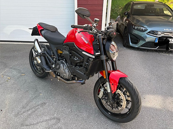 Ducati MONSTER 6 of 9