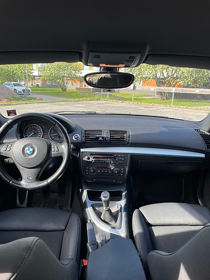 BMW 130i 5 of 5