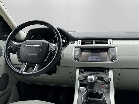 Land Rover Range Rover Evoque 15 of 21