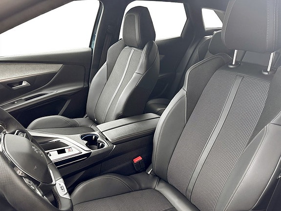 Peugeot 3008 5 of 5