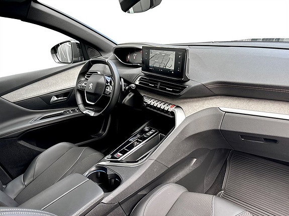 Peugeot 3008 13 of 17