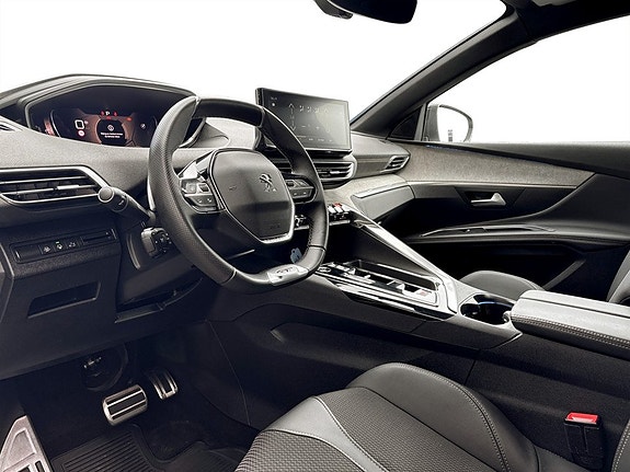 Peugeot 3008 4 of 5