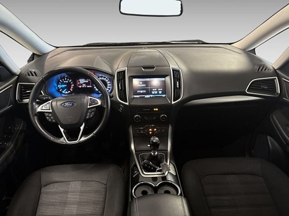 Ford Galaxy 13 of 16