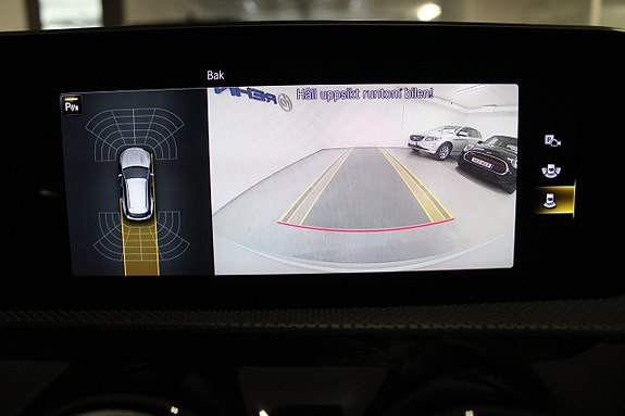 Mercedes-Benz CLA220 14 of 18