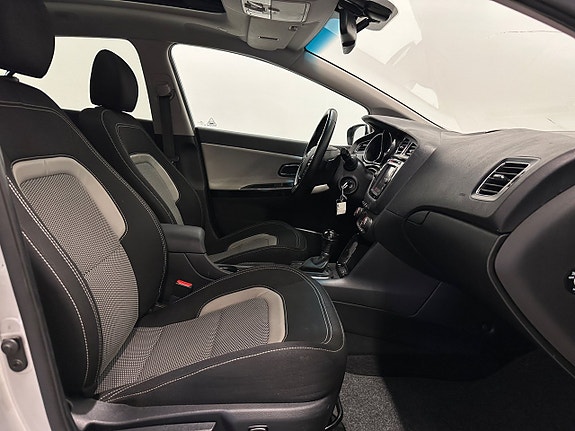 Kia Ceed 15 of 24