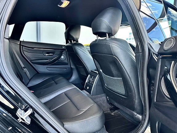 BMW 440i 9 of 21